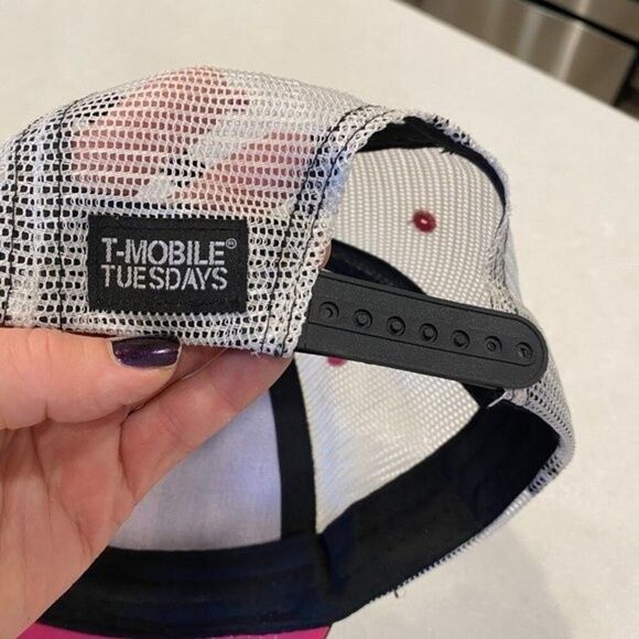 NWOT UNISEX T-MOBILE TUESDAY (PROMOTIONAL) CAP WITH ADJUSTABLE SNAP STRAPS - Picture 11 of 13